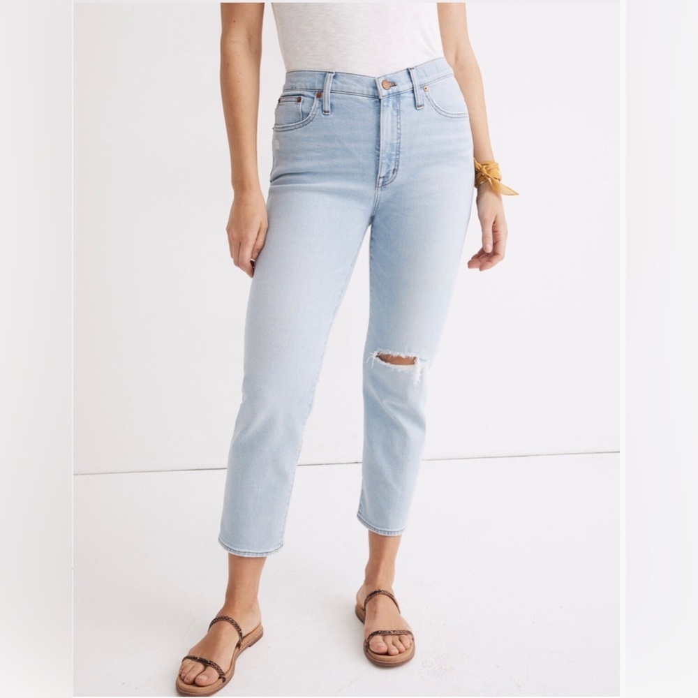 Madewell Wellingford Wash Mid-Rise Straight Jeans Size 27 Knee-Rip Edition Denim